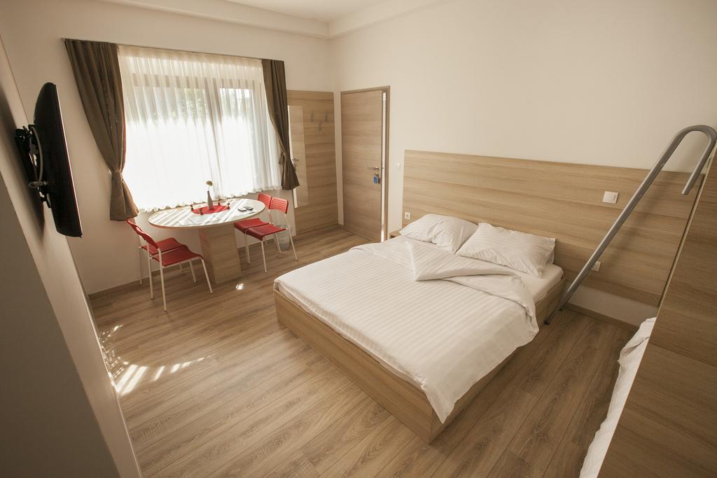 Sweet Dreams Rooms And Apartments Postojna Dış mekan fotoğraf