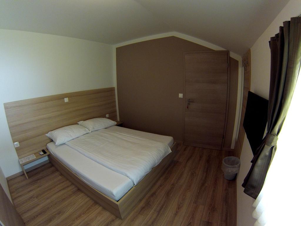 Sweet Dreams Rooms And Apartments Postojna Oda fotoğraf
