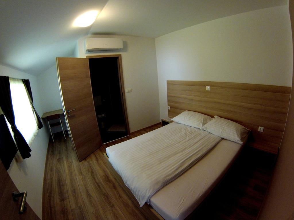 Sweet Dreams Rooms And Apartments Postojna Oda fotoğraf